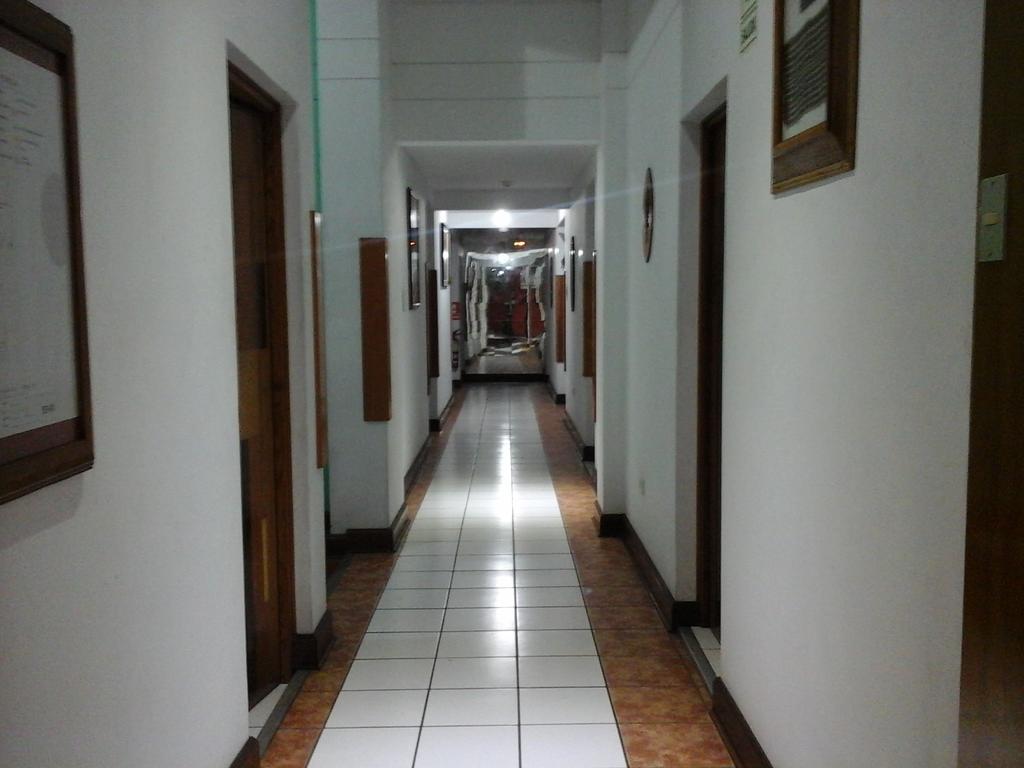 Hostal Yaki Lima Ngoại thất bức ảnh